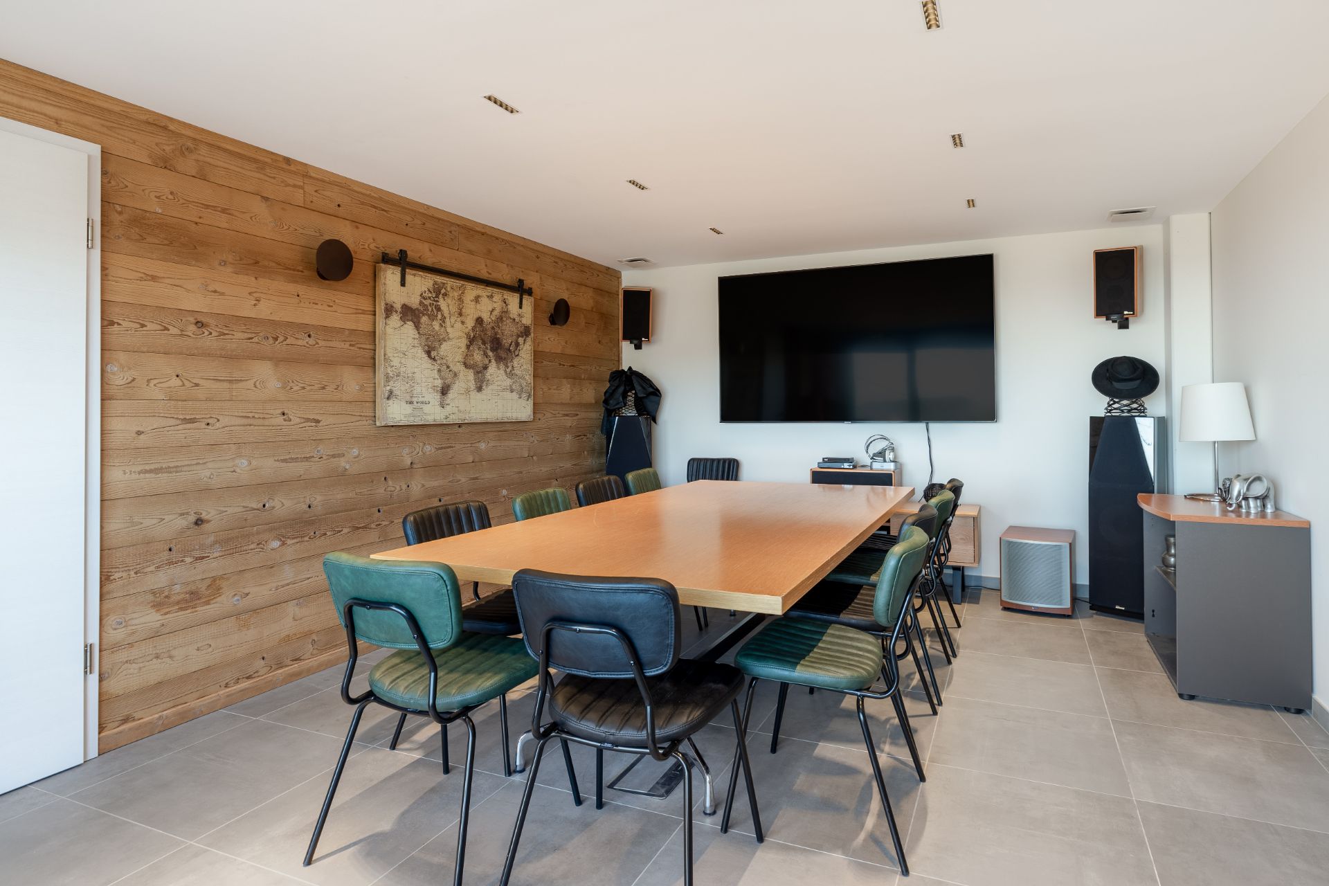 59 EDENROC_SALLE DE REUNION | Eden'Roc Nos services : Laissez vous surprendre par notre espace spa et séminaire aux environs de Kaysersberg et Colmar Wittenheim 2